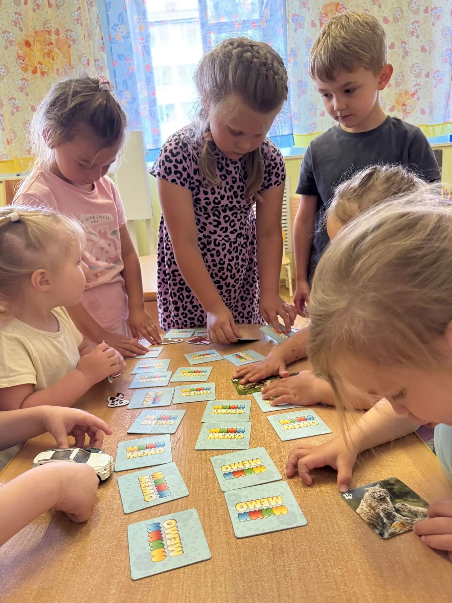 ️☔️Дождливая погода — не повод для скуки! Когда на улице пасмурно и прогулки отменяются...