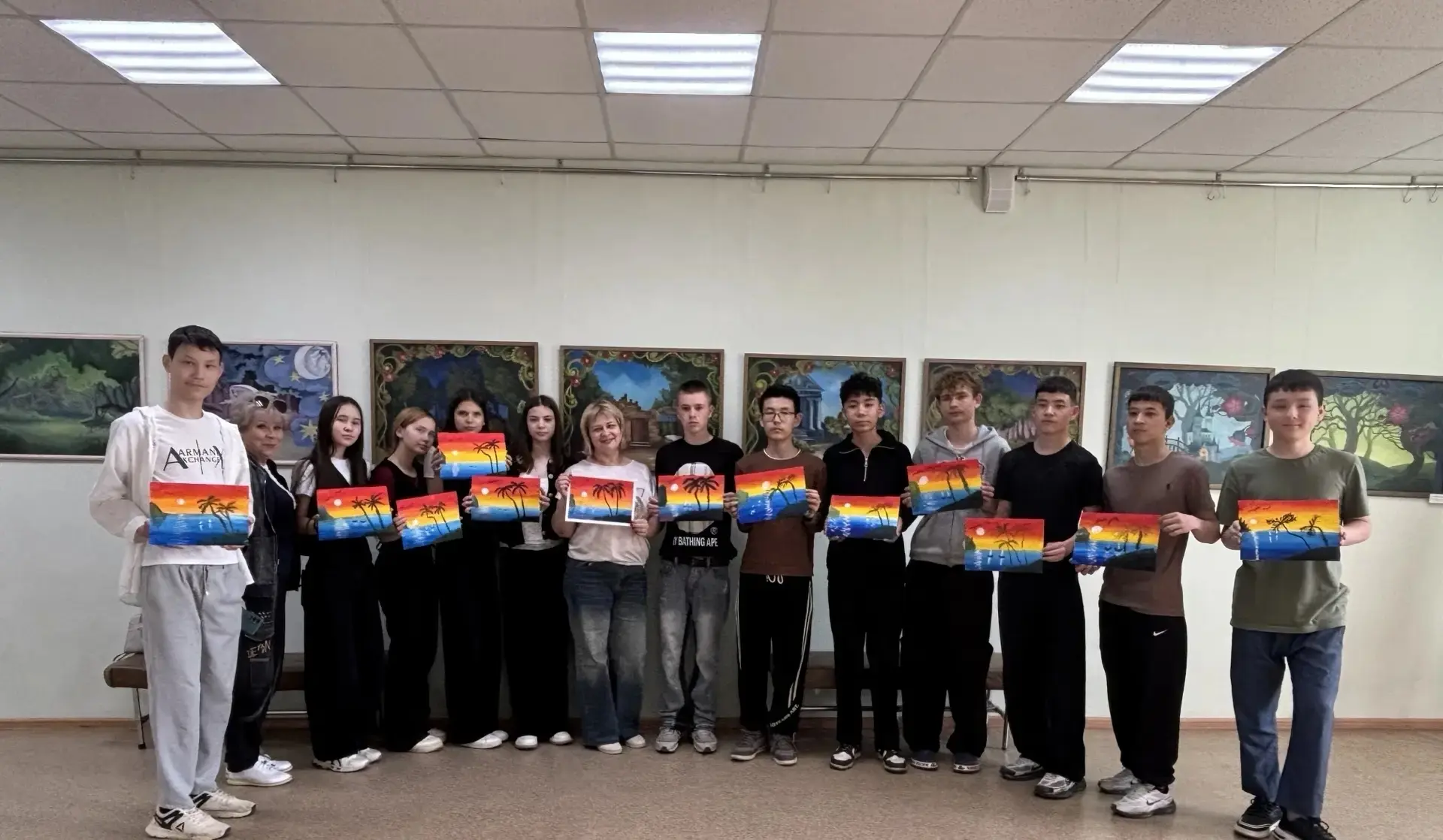 13 мая  в центре «Алые паруса»,  где располагается  художественное  отделение  ДШИ № 4,...