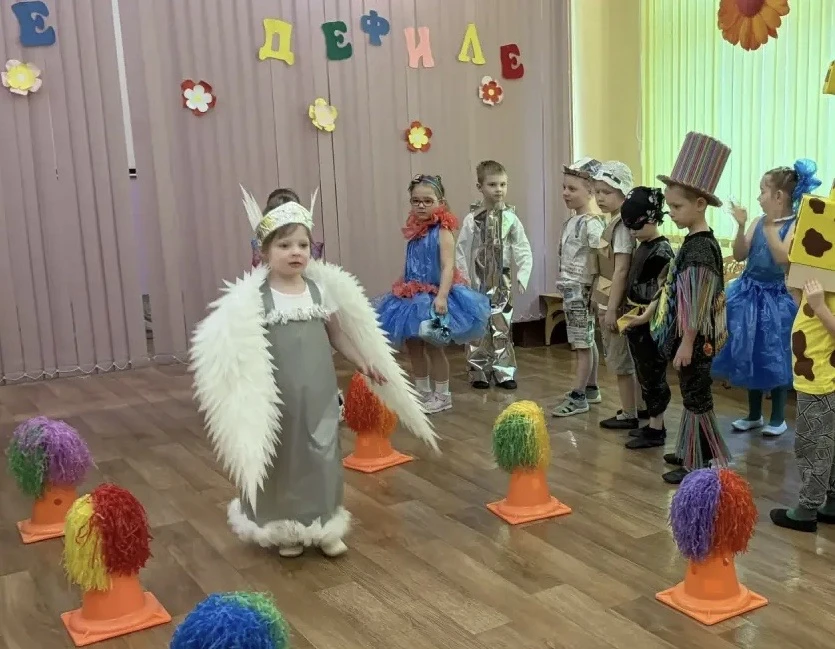 👗Весеннее дефиле «Эко Мода» в дошкольном отделении №2  В дошкольном отделении №2 под руководством пе