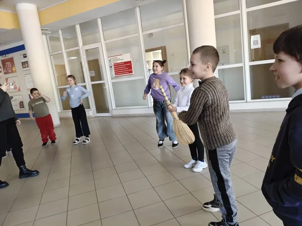 "Широкая Масленица" в нашей школе: Праздник весны и веселья! ☀В рамках Масленичной недели в нашей шк