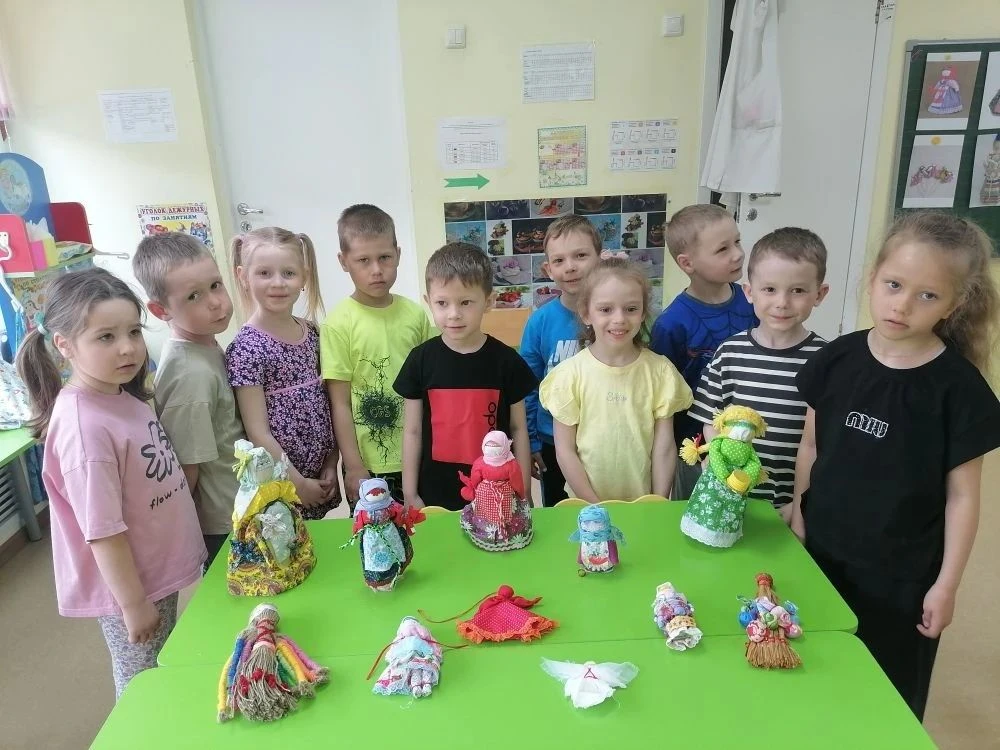 Дети старшей группы "Б" узнали много нового и интересного о народной кукле. История нар...