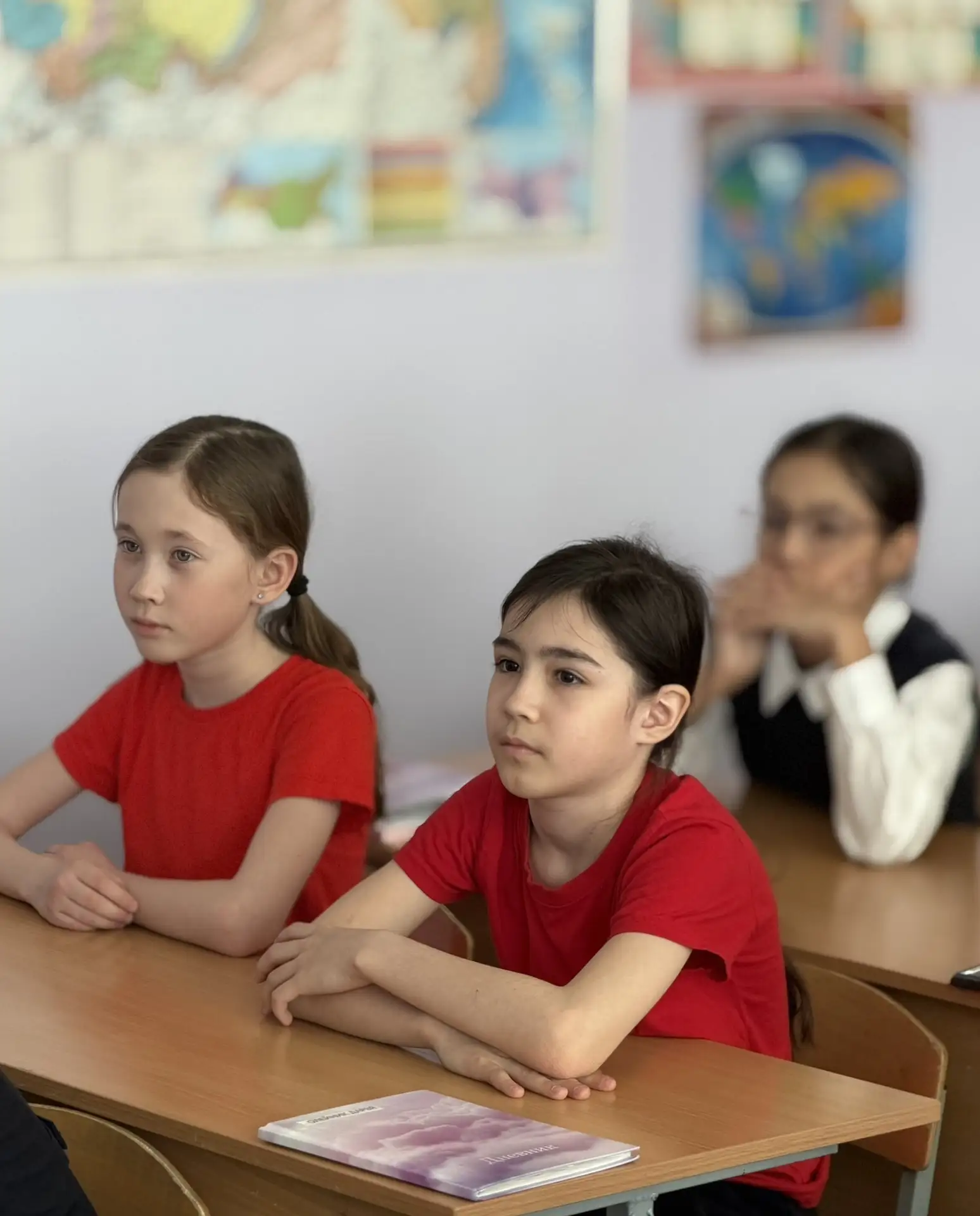 🌍 Помощники Земли! Сегодня наши Орлята России из 3Б и 3В классов погрузились в мир поучительных муль
