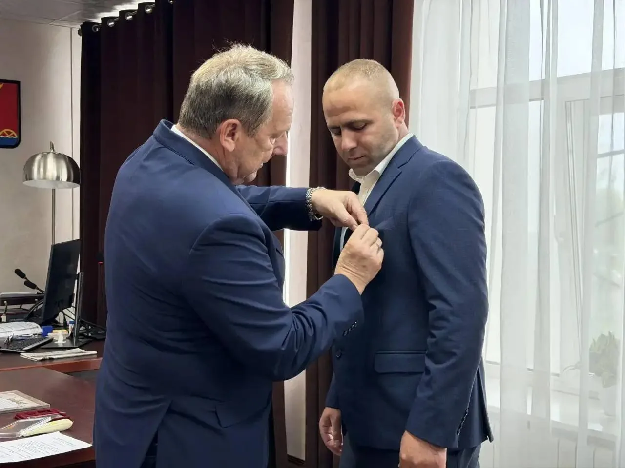 В Свободном руководителю предприятия вручили медаль «За содействие специальной военной ...