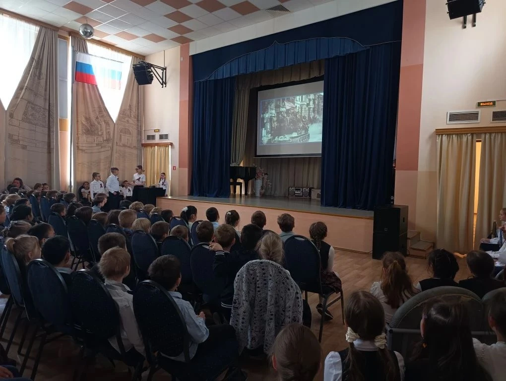 «Нельзя забывать о войне…» 7 мая  ученики 3-х классов показали учащимся 1-4 классов литературно-музы