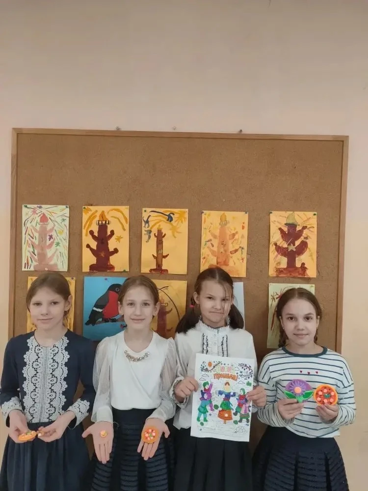 ☀️ Масленица идёт — людям радость несёт! ☀️  В объединении «Юный эколог» вовсю празднуют самый яркий