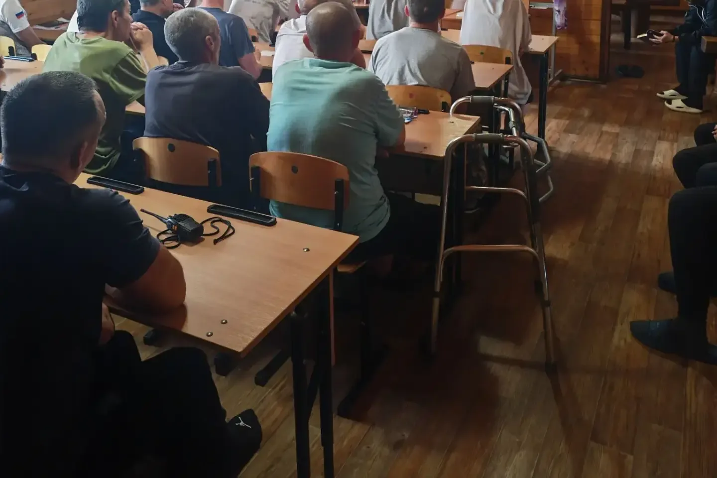 В реабилитационном центре Красноярска провели очередное занятие по основам православной веры

Предст