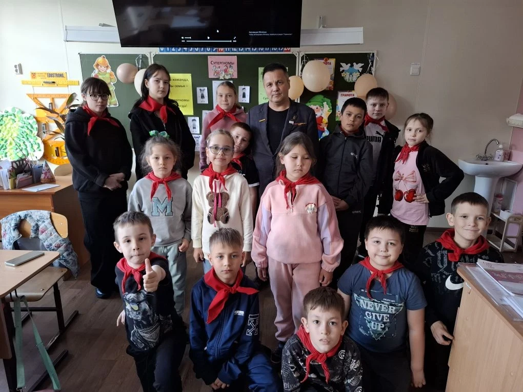 Сегодня в городе Новочебоксарск на базе МБОУ «СОШ №2» в летнем пришкольном лагере состо...