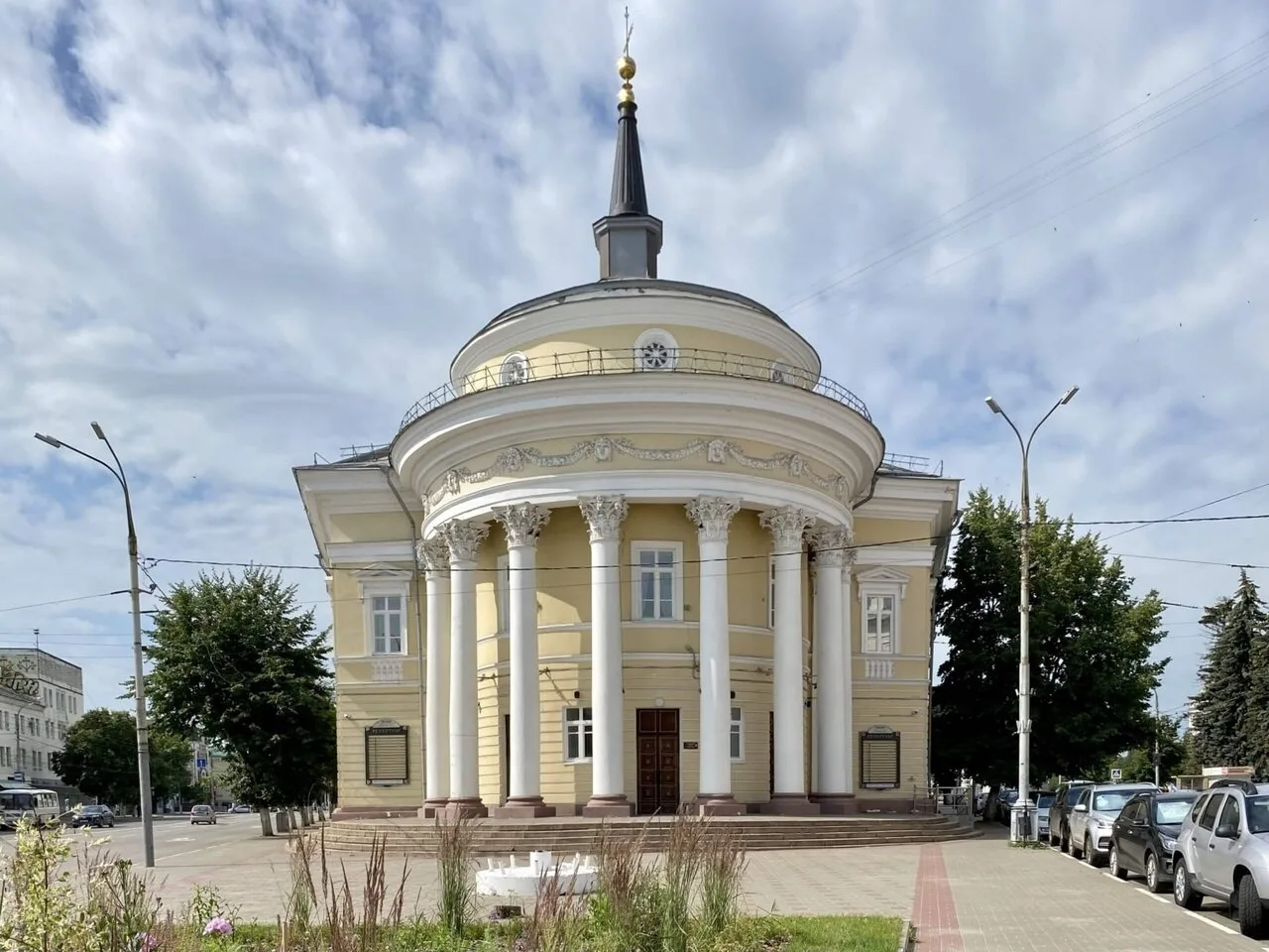 🎭 В Орле могут снизить цены на театральные билеты

Губернатор Андрей Клычков предложил пересмотреть