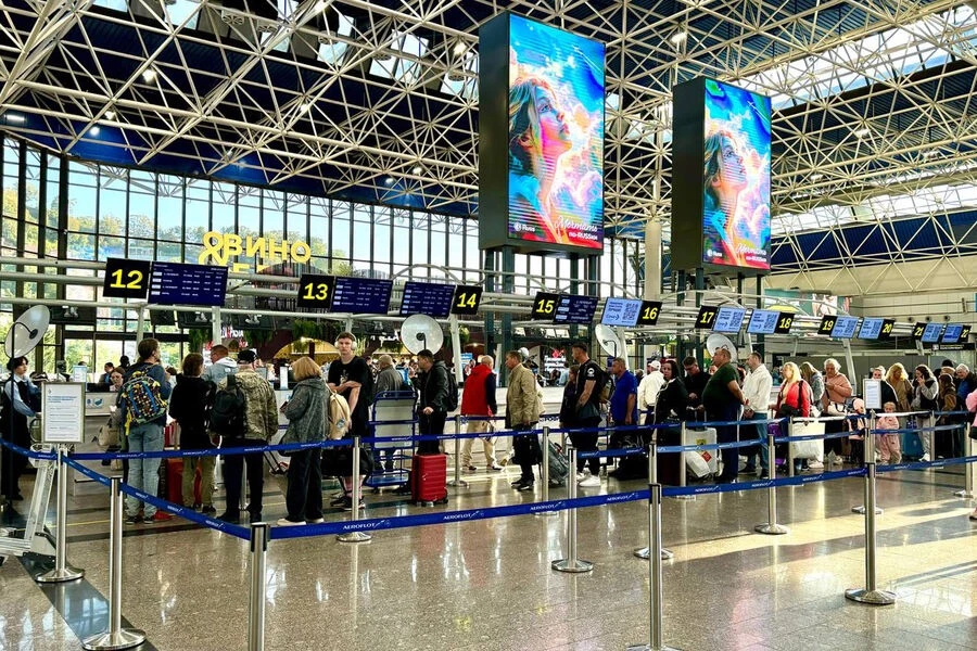 ✈️В аэропорту Сочи зафиксированы масштабные задержки рейсов после ночной атаки