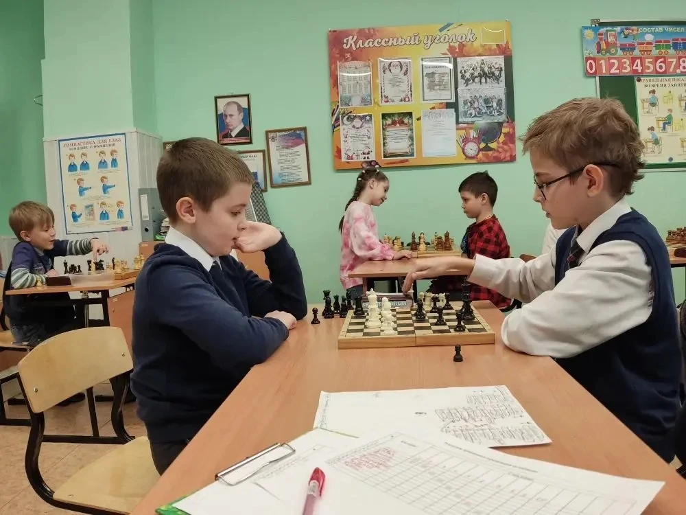 ♟️С 4 по 8 мая в Лицее № 5 проходил Открытый шахматный турнир, посвящённый Дню Победы.  🌟 В интеллек
