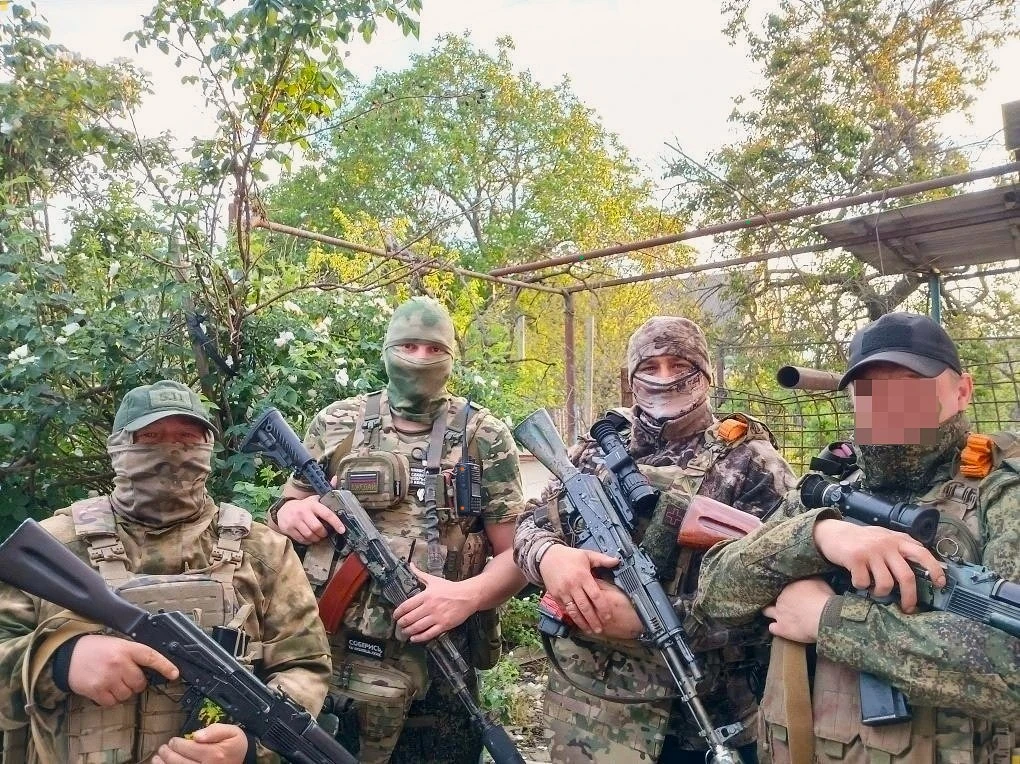 Пока такие парни держат рубеж, за тыл можно быть спокойным