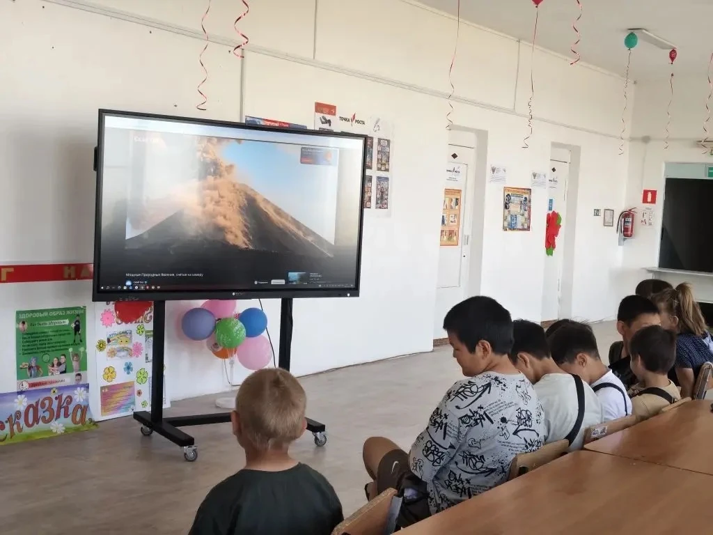 🔬🧪 8 июня в нашем лагере прошёл под знаком науки, творчества и логики!
Рассказываем по порядку, ка