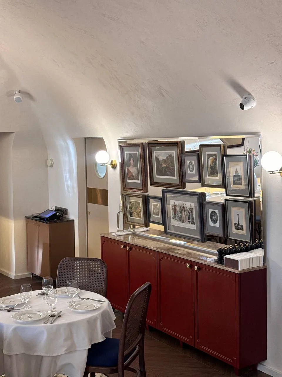 New! Первая французская брассери в Петербурге — Brasserie by Academia  Здесь главенствует философия 