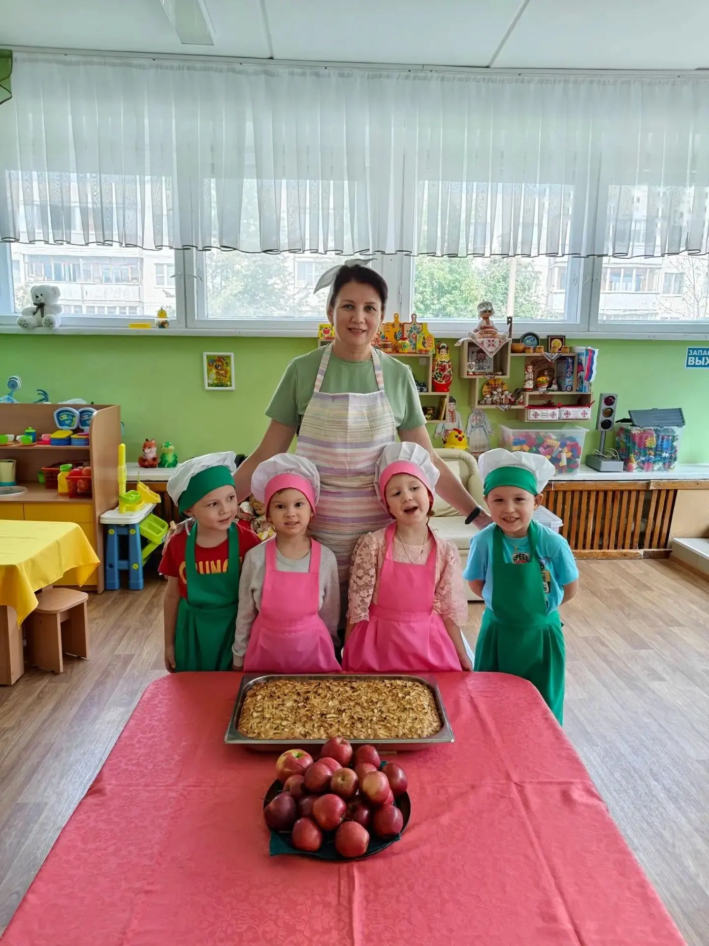 «Яблочный Спас: мамины традиции - детям» - это акция, которая проходит по инициативе «Ж...