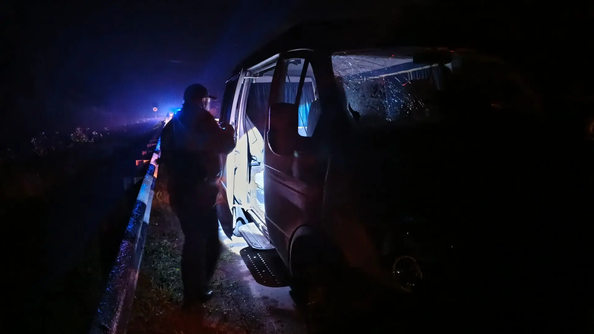 🚔 В Пышминском районе сотрудники Госавтоинспекции устанавливают обстоятельства ДТП с п...