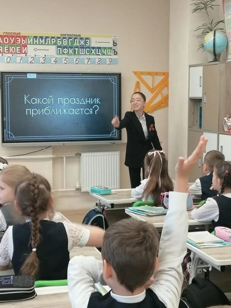 📽Сегодня в нашей гимназии прошёл кинопоказ короткометражного фильма «На рубеже». Его посмотрели учен