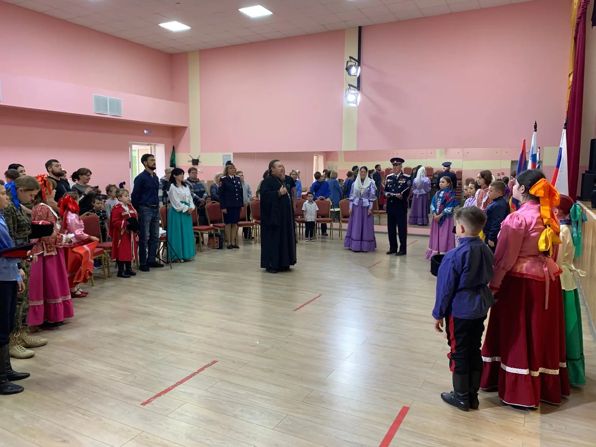 В Весёлолопанском сельском Доме культуры состоялся настоящий праздник традиционной куль...