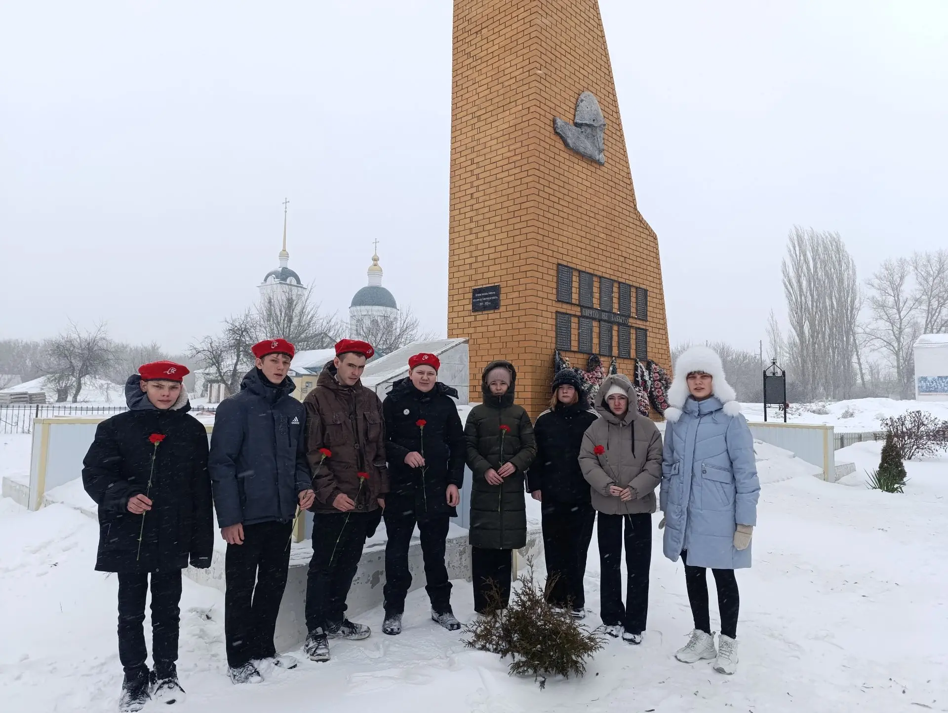 Накануне Дня защитника Отечества школьники  МКОУ Хрещатовская СОШ им. Ф. М. Мельникова ...