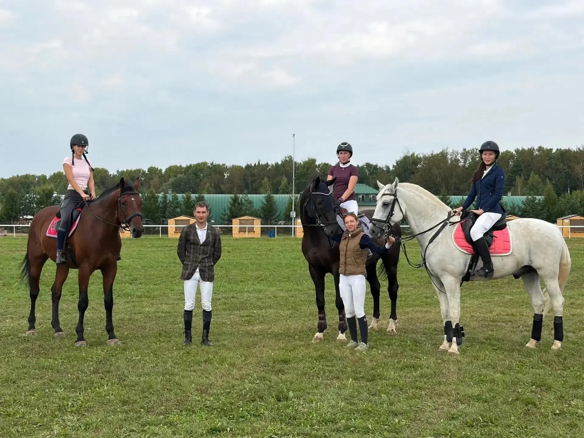 🏇 Всадники из Чувашии завоевали медали на чемпионате Марий Эл по конкуру