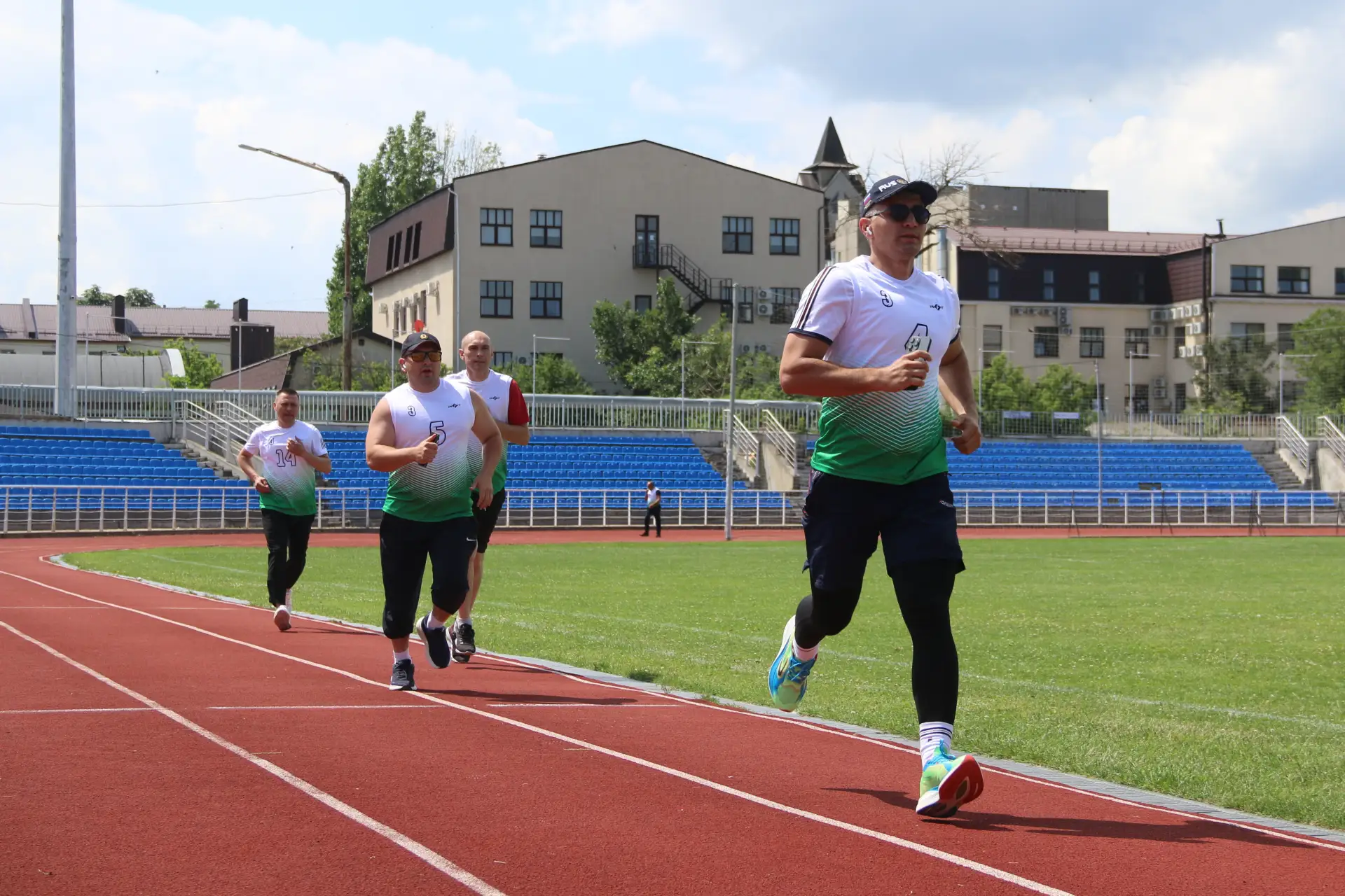 💪С Днем физкультурника!