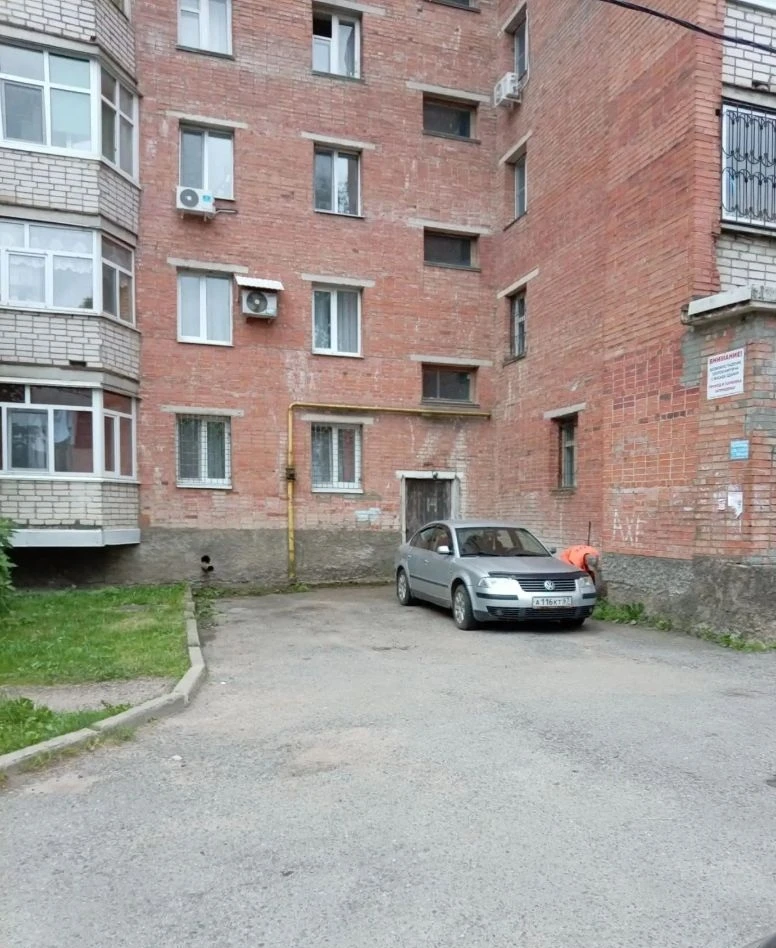 🧹 Комплексная уборка городских территорий 
 
Ежедневно специалисты коммунальных служб ведут работу 