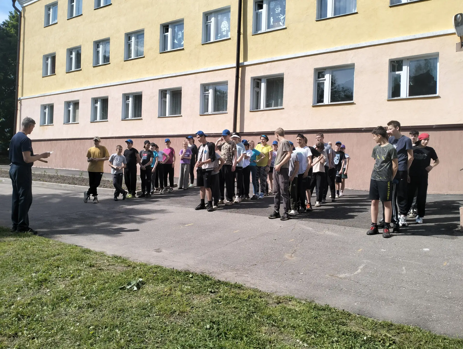 В конце мая, уже перед самыми каникулами  в школе-интернате всегда проходит турслёт. Этот учебный го