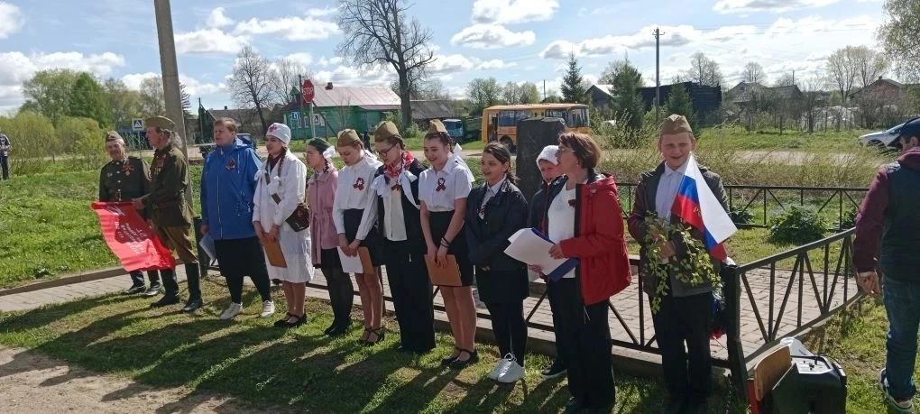 9 мая в деревнях Лазарево и Чепорово состоялись памятные митинги, организованные силами учеников Чеп