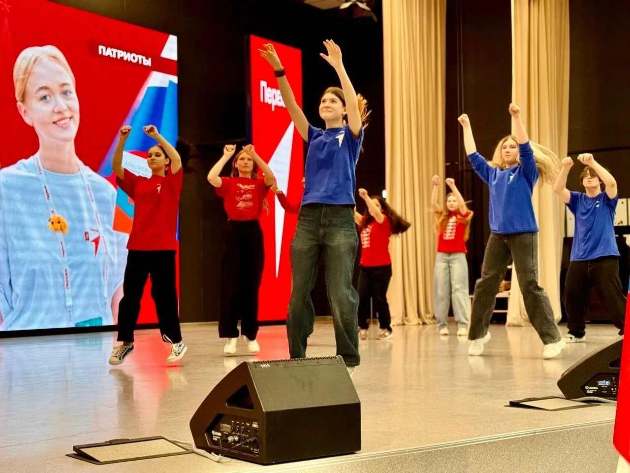 📍Мы – граждане России!  18 февраля в стенах МБОУ СОШ №108 прошло знаковое событие — церемония вручен
