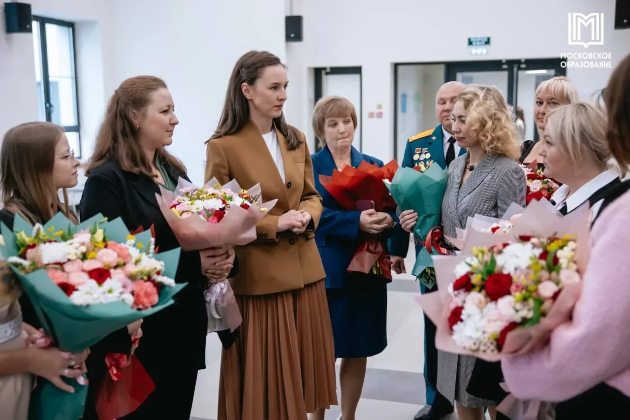 Поздравление с 1 сентября от руководителя Департамента образования и науки Ирины Каклюг...