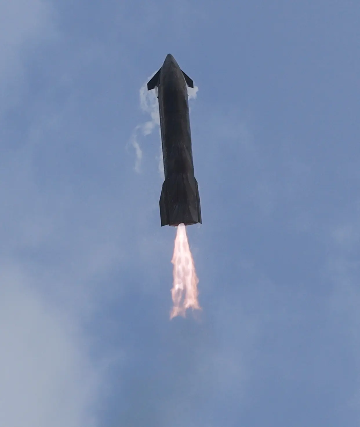 Новые кадры посадки Starship S39 в Индийском океане. Особенность этого теста, что впервые за много п