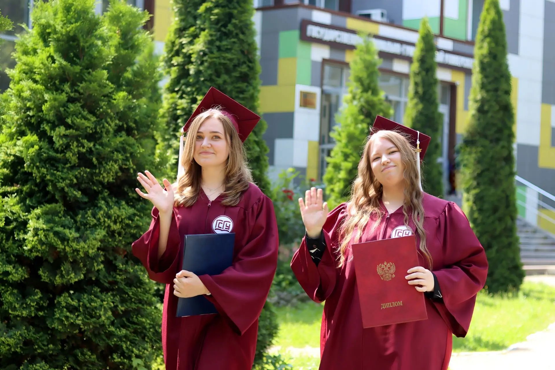 Учим круто, работаем четко 🎓😉

✍ «На протяжении семи лет подряд подмосковные вузы стабильно входят
