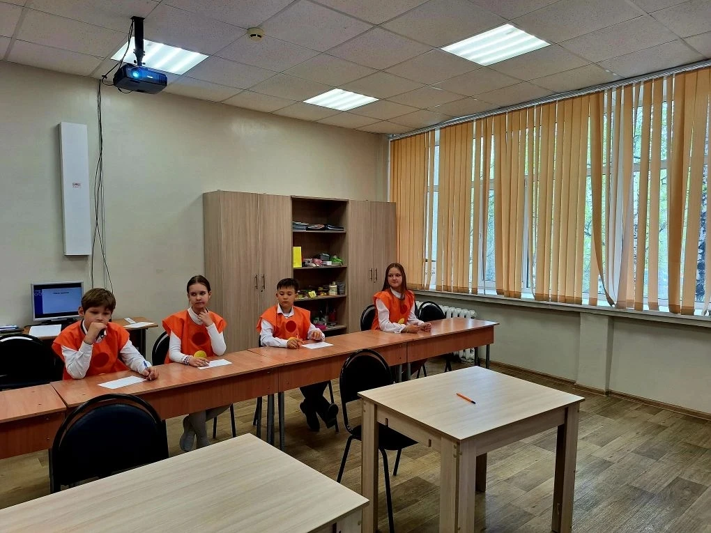 У нас замечательная новость!  🥇Отряд ЮИД гимназии одержал победу в конкурсе «Безопасное колесо — 202