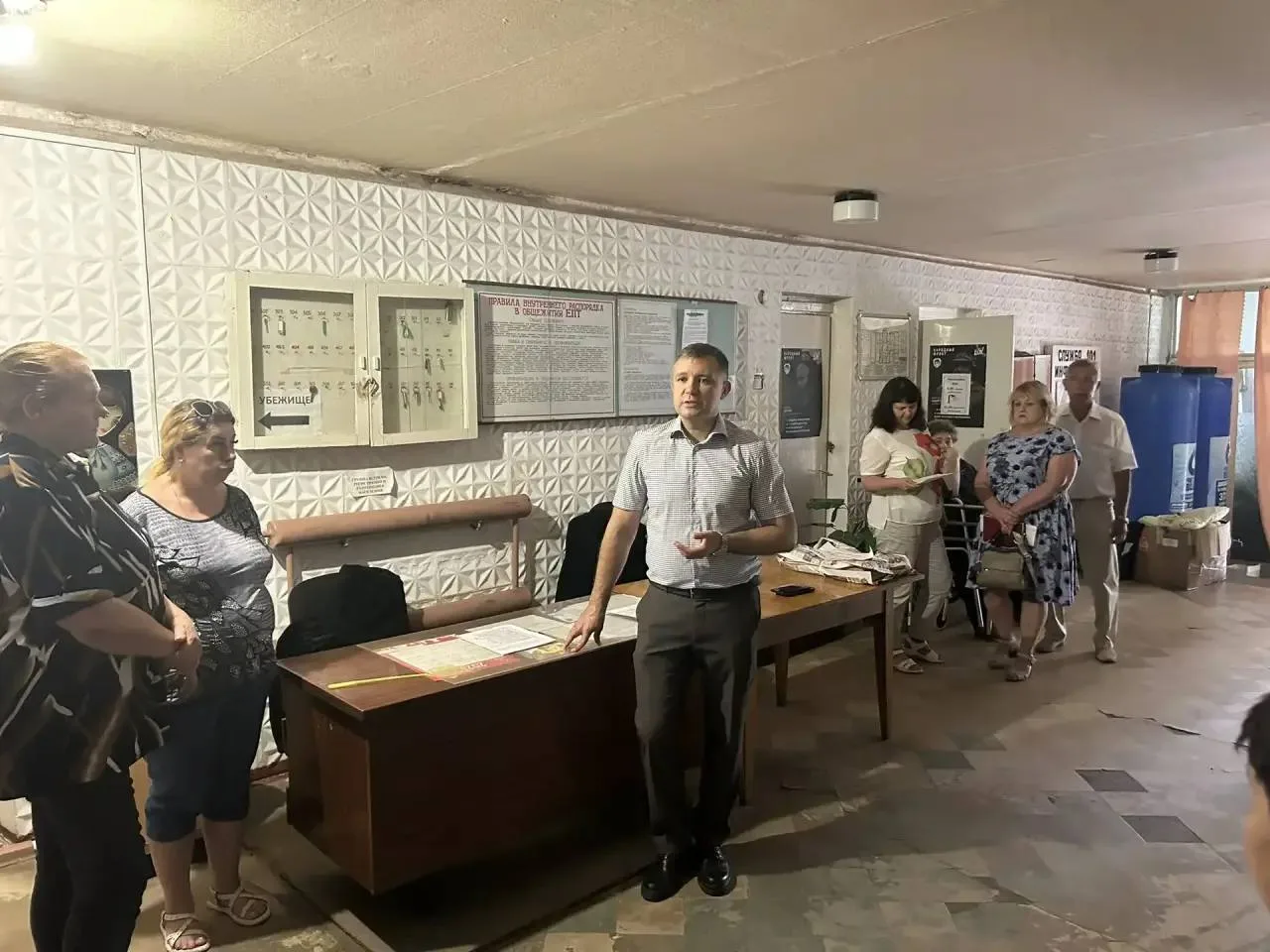 ‎Николай Сытов встретился с жителями пункта временного размещения