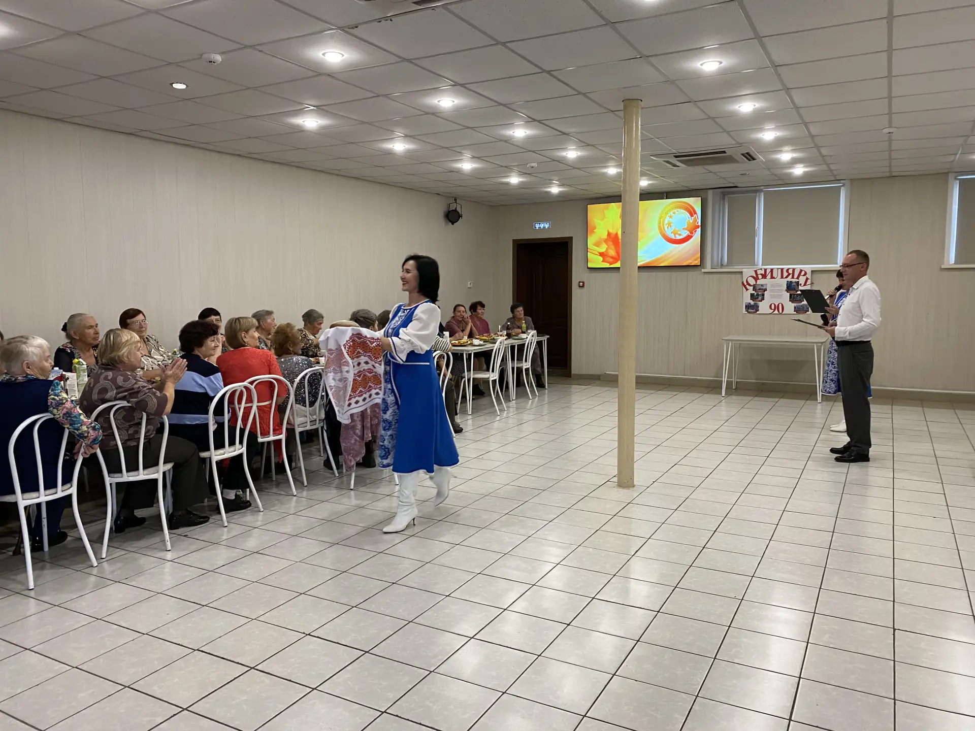 В рамках месячника пожилого человека в Калманском доме культуры встретились участники к...