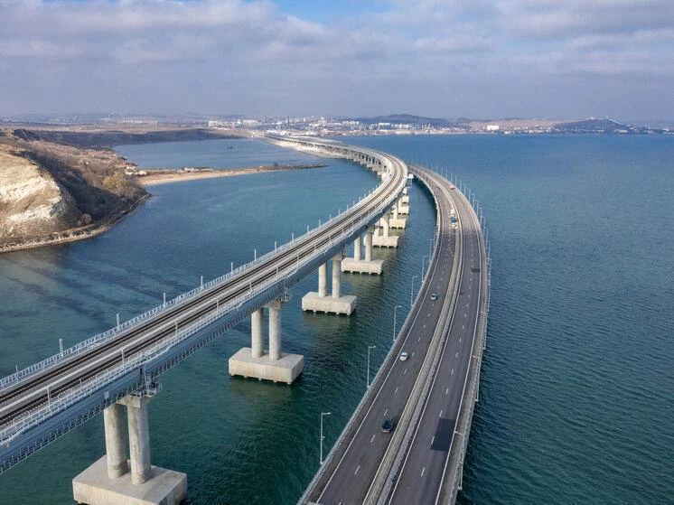 Почти 300 автомобилей собралось 1 октября у Крымского моста