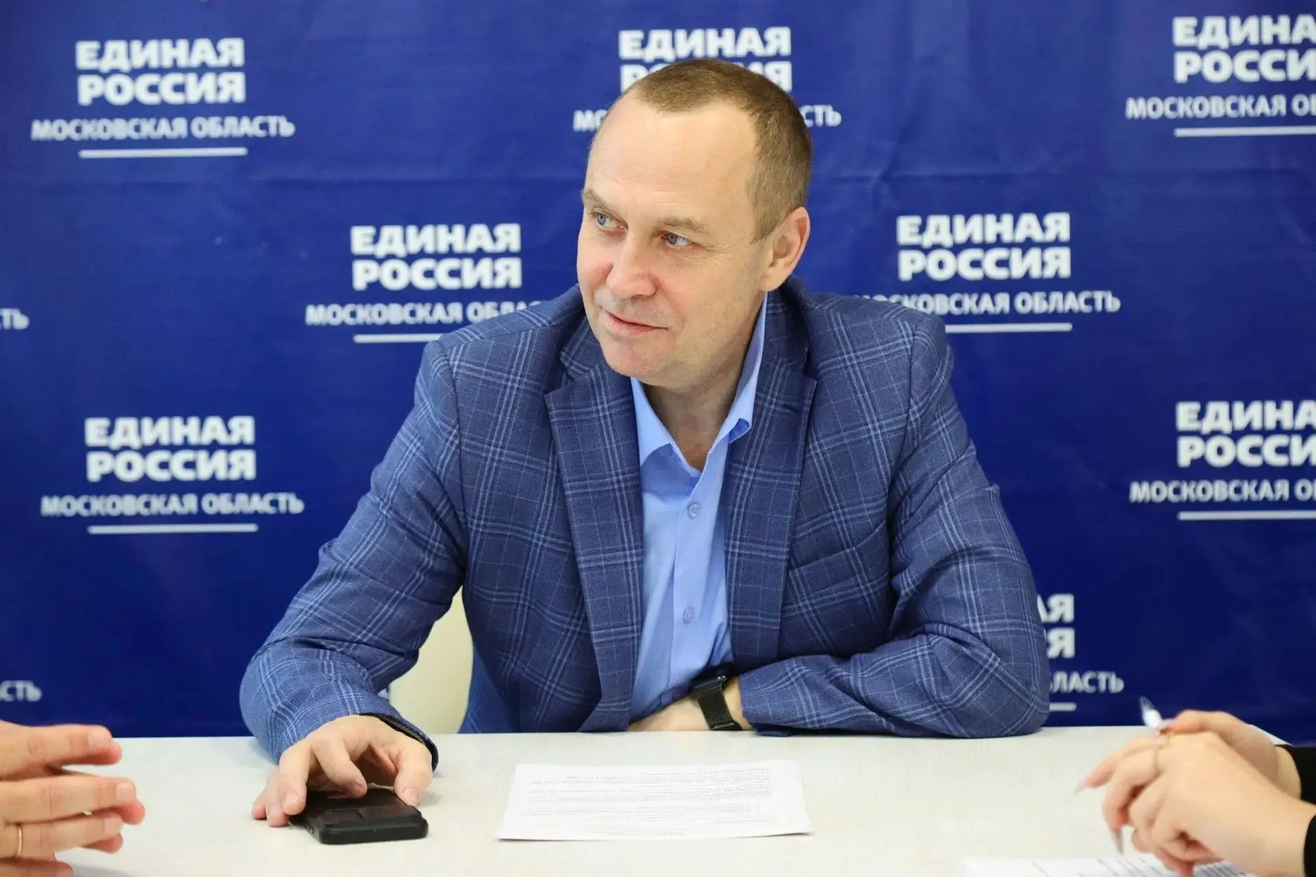 В Общественной приёмной Единой России провёл заседание местного политического совета.

Рассмотрели р