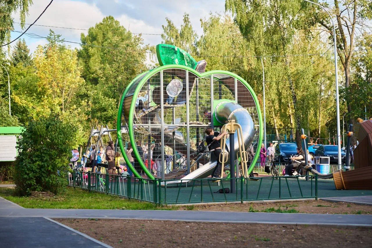 В м.о. Чехов открылись новые игровые и спортивные площадки