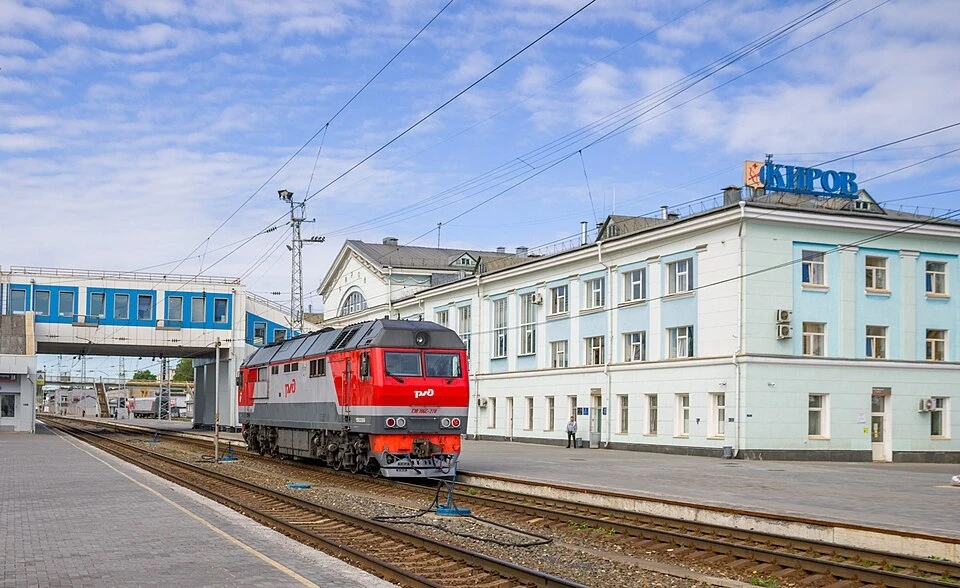 🚆 Из Кирова до Москвы пустят дополнительные поезда на лето

Для удобства пассажиров в пик сезона от