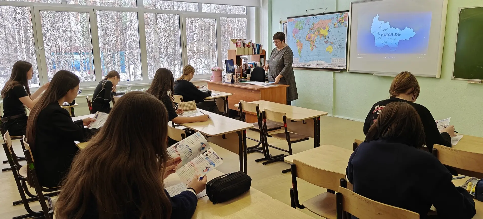 🇷🇺🇷🇺🇷🇺В рамках "Дня молодого избирателя" в нашей школе сегодня состоялся «Избирательный диктант». Уч