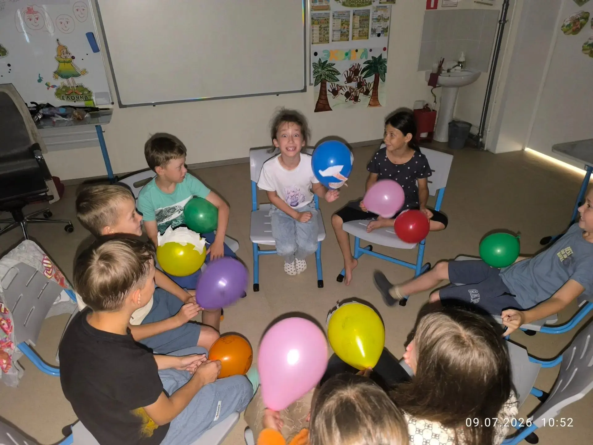 Сегодня на смене «Эколят» в МБОУ СОШ с. Ильинка прошёл день страшилок. После музыкальной разминки 🎶