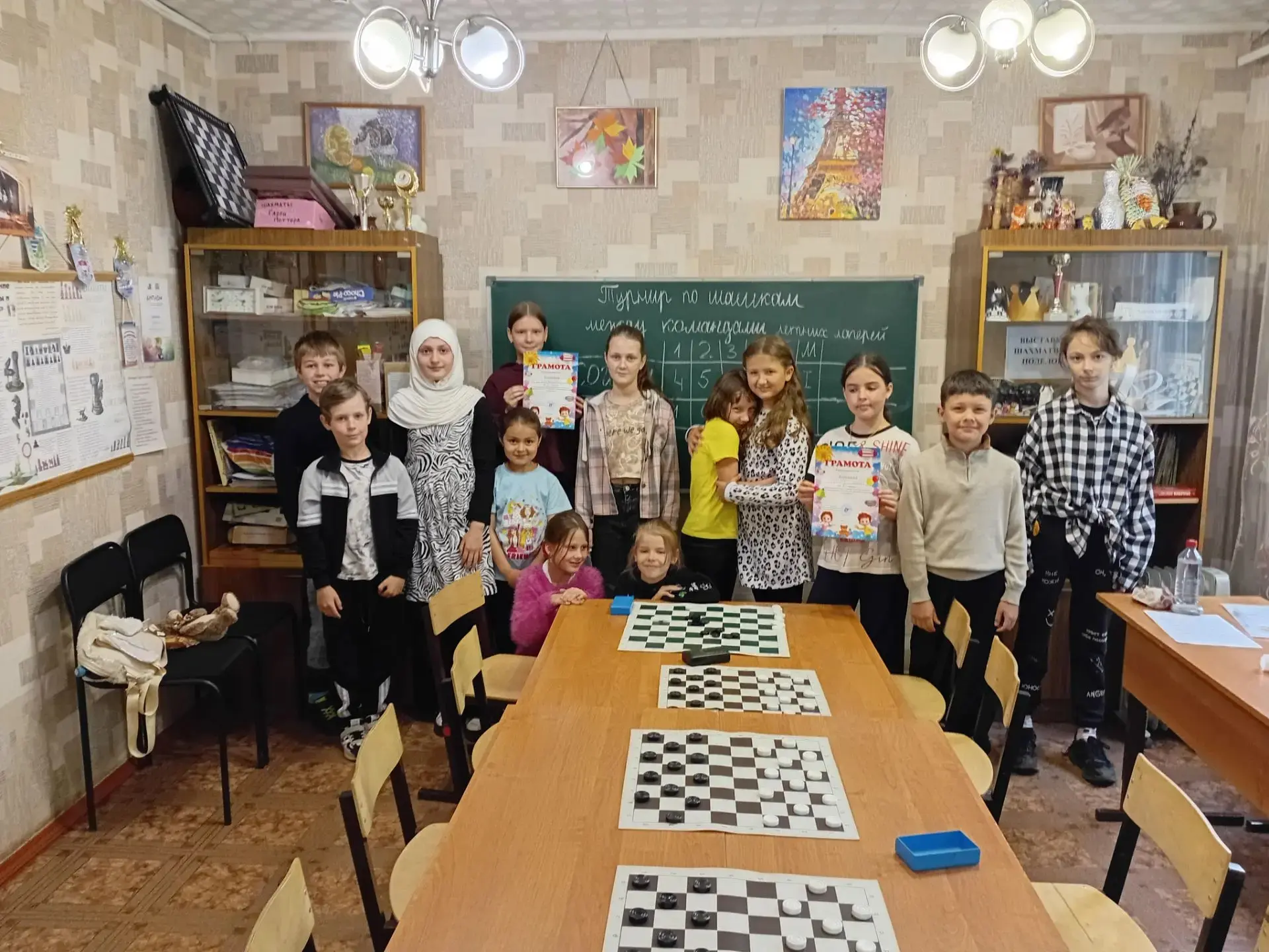 Сегодня,18 июня, в "Детско-юношеском центре Конаковского района" состоялся турнир по шашкам между ко