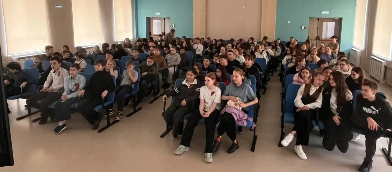 🎞️ Тематические кинопросмотры в рамках Марафона «Наследники Победы»  🎬 В преддверии 81-й годовщины В