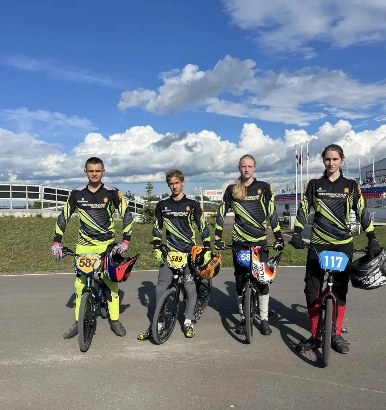 Пензенские BMX-гонщики поднялись на пьедестал почета XIII летней Спартакиады учащихся Р...