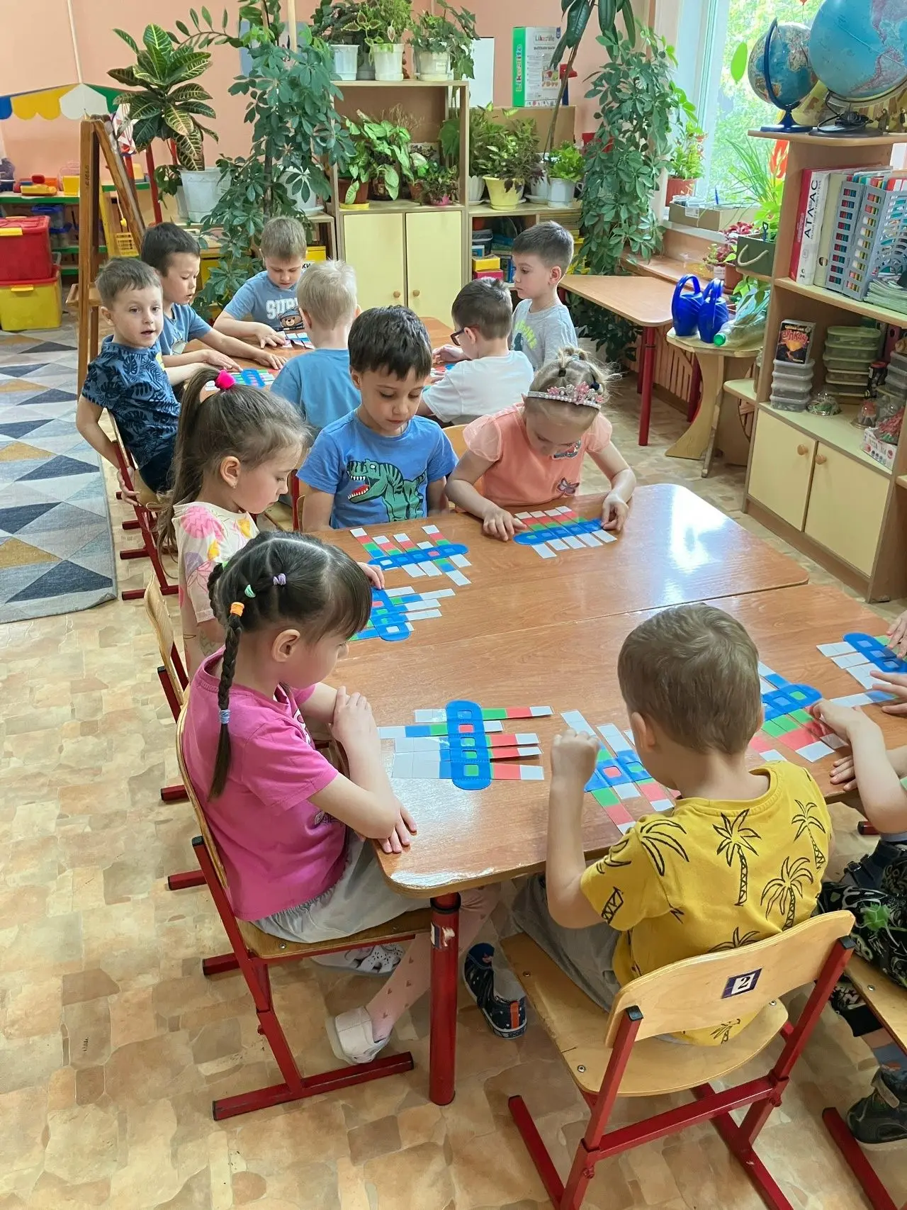 Сегодня на занятии по обучению грамоте в старшей группе№3 ребята проводили звуковой ана...