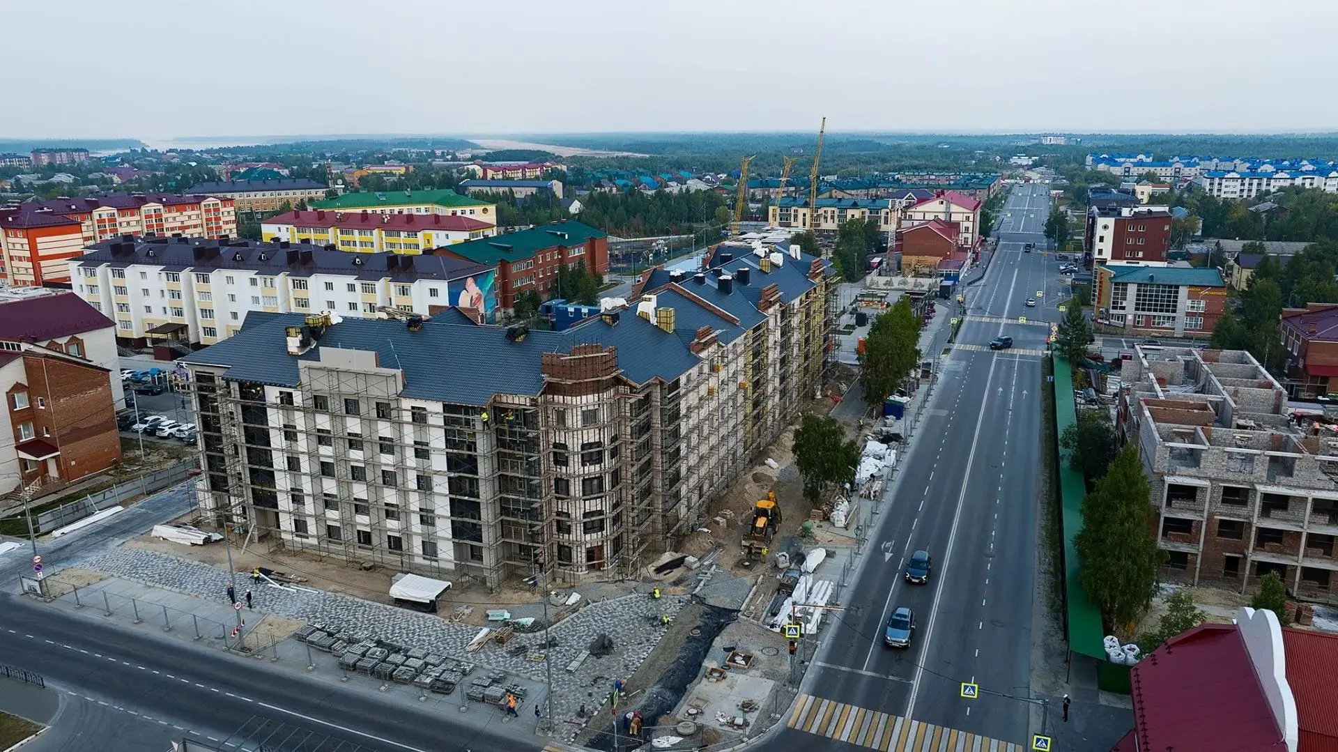 Более 3200 семей переехали из аварийного жилья в Пуровском районе