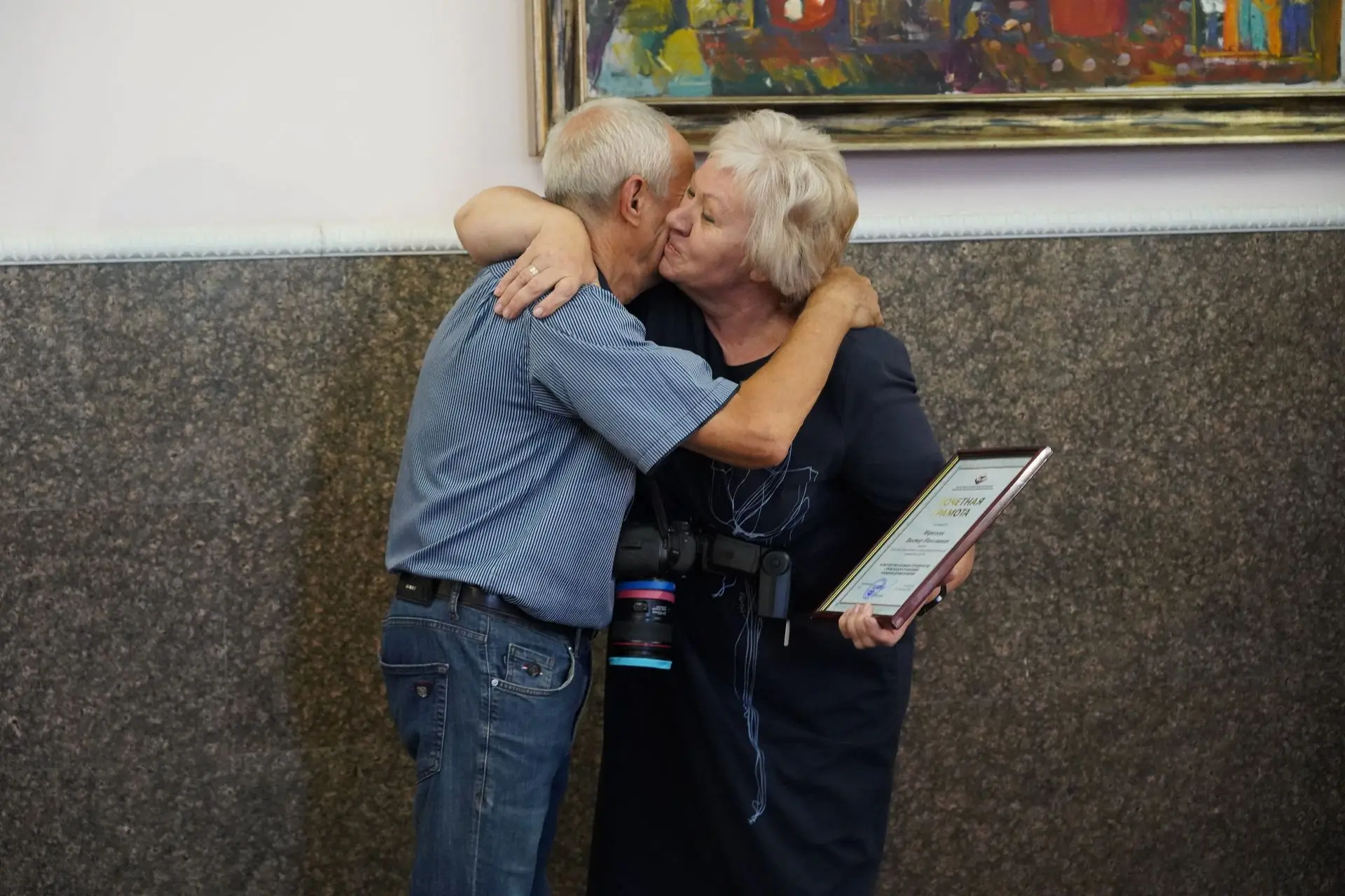 Выставка «Судьба. История. Люди» организована при поддержке Волгоградской областной орг...