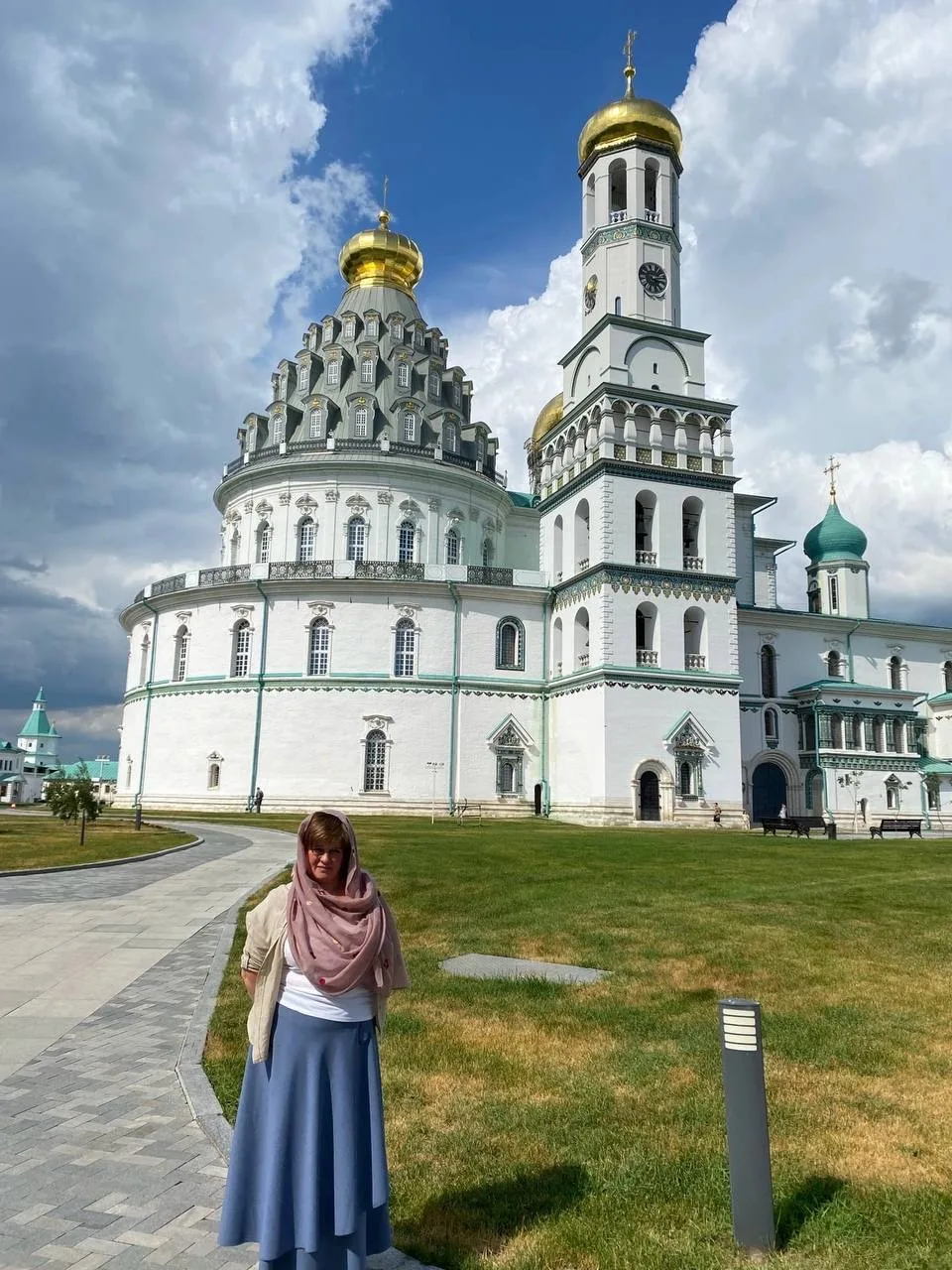 📷 Фото для тех, кто думает, что такие юбочки с воланами хороши только на маленьких раз...