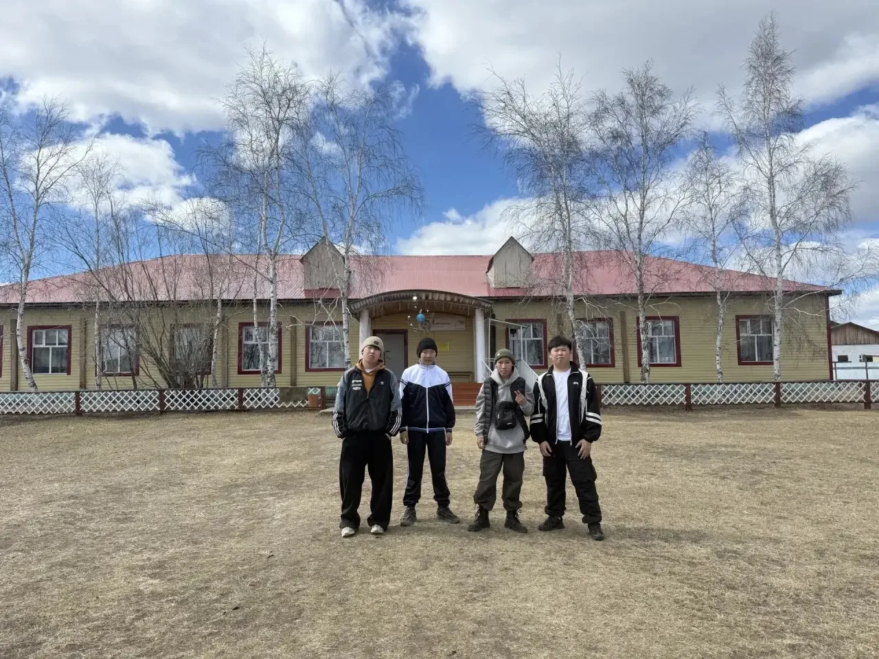 🌿Ыам ыйын 16 кунугэр Мэнэ-Ханалас, Алтан нэьилиэгэр, Олочой анал (коррекционнай) интер...