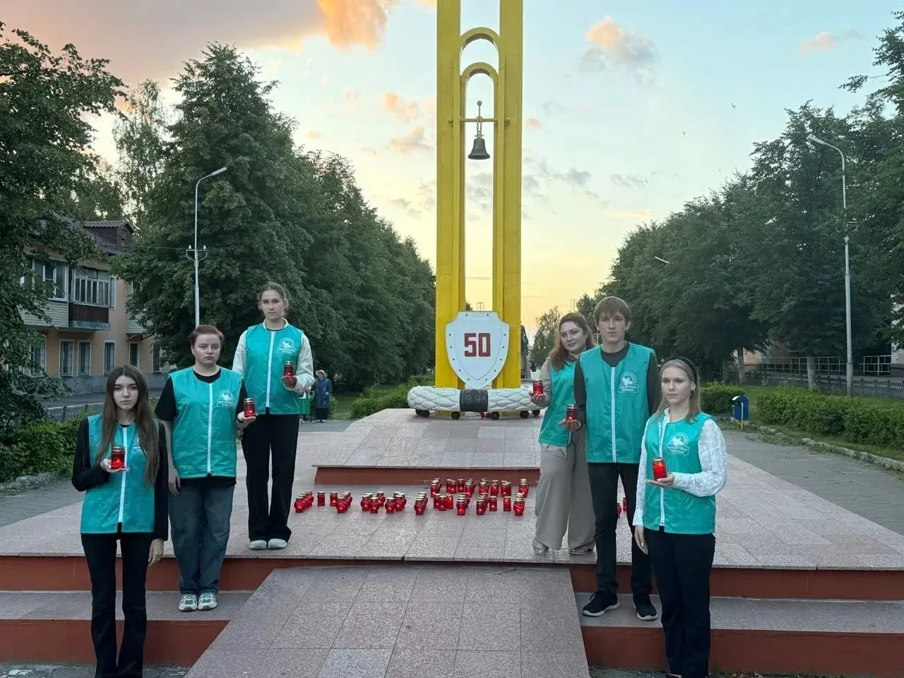 Всероссийская акция «Помним о важном»
21 июня волонтеры нашей школы приняли участие в патриотической