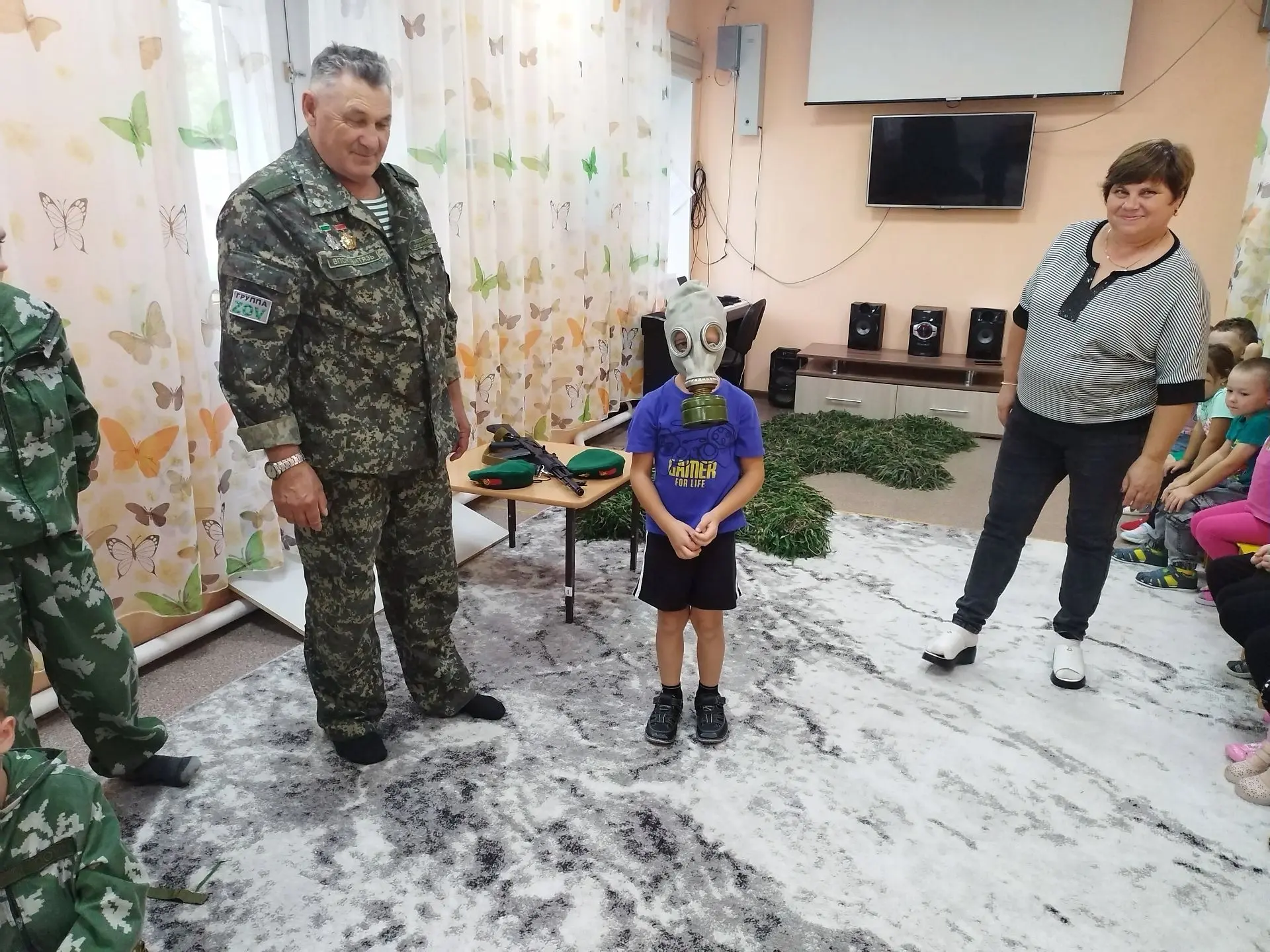 Сегодня, 26 августа, наш детский сад принимал необычных гостей. К ребятам на познавател...